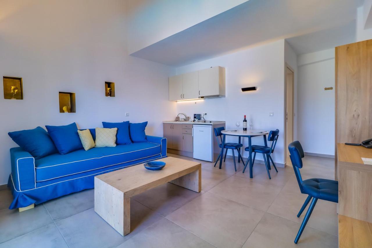 Theros Villas & Suites Chrisi Ammoudia Eksteriør billede