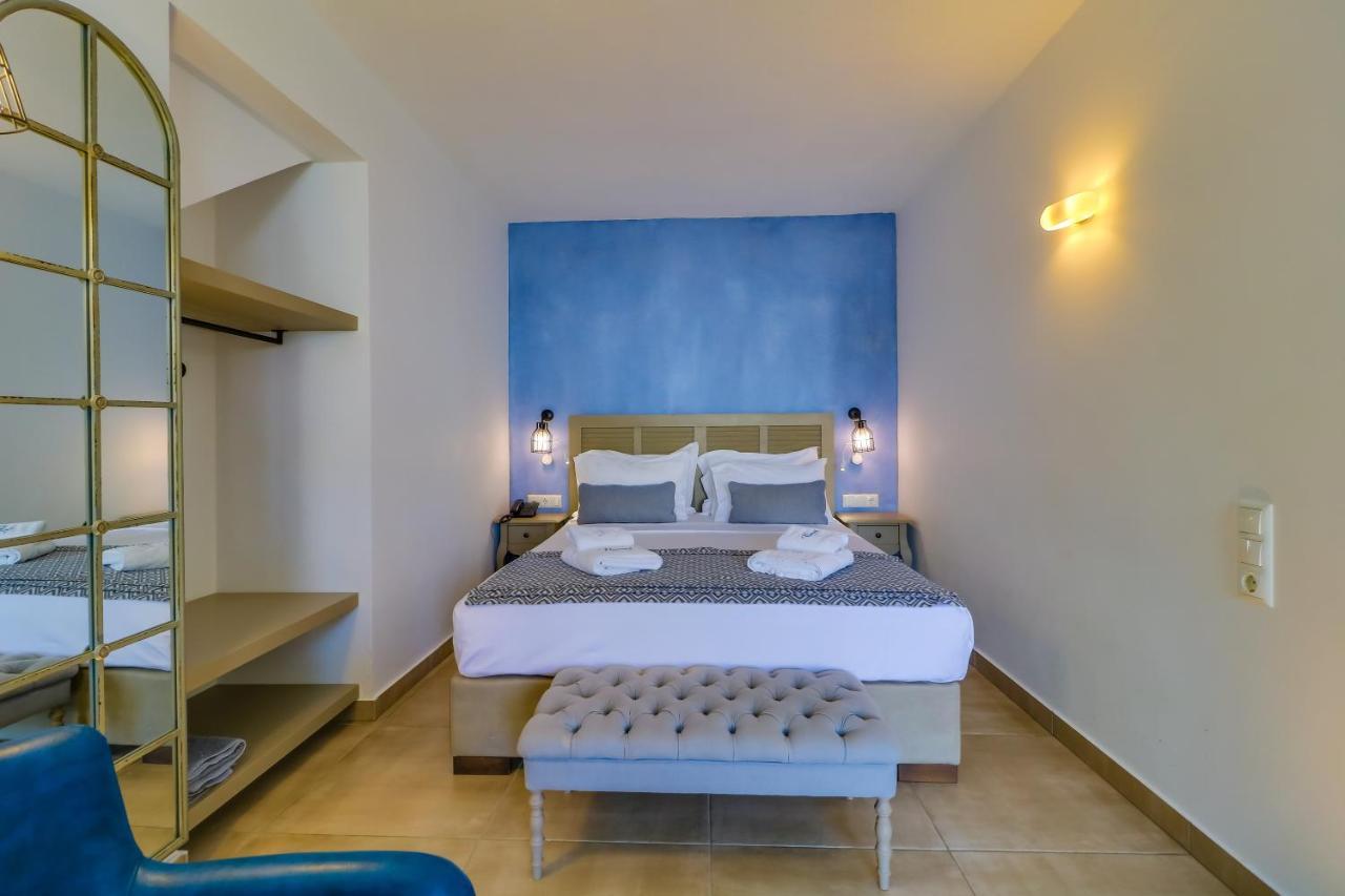 Theros Villas & Suites Chrisi Ammoudia Eksteriør billede