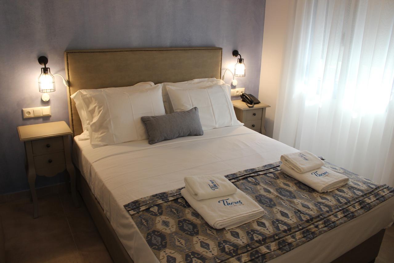 Theros Villas & Suites Chrisi Ammoudia Eksteriør billede